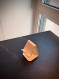 Soporte para móvil o tablet blanco mate